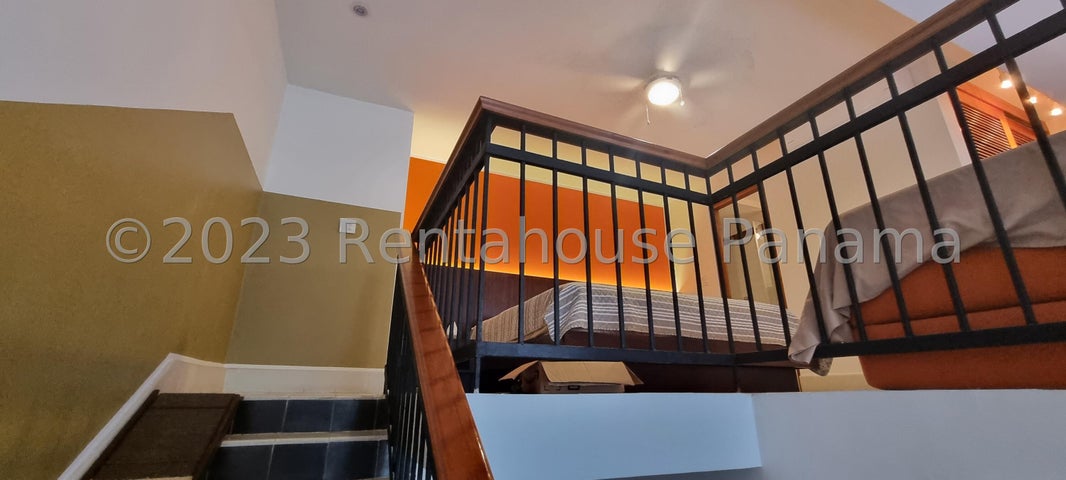 Stylish Loft Apartment for Rent in Casco Antiguo